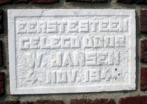 Gevelsteen in Fiat-garage, Koningsweg, Vlissingen